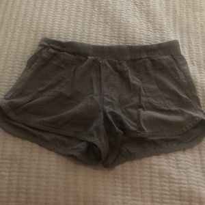 Linen shorts